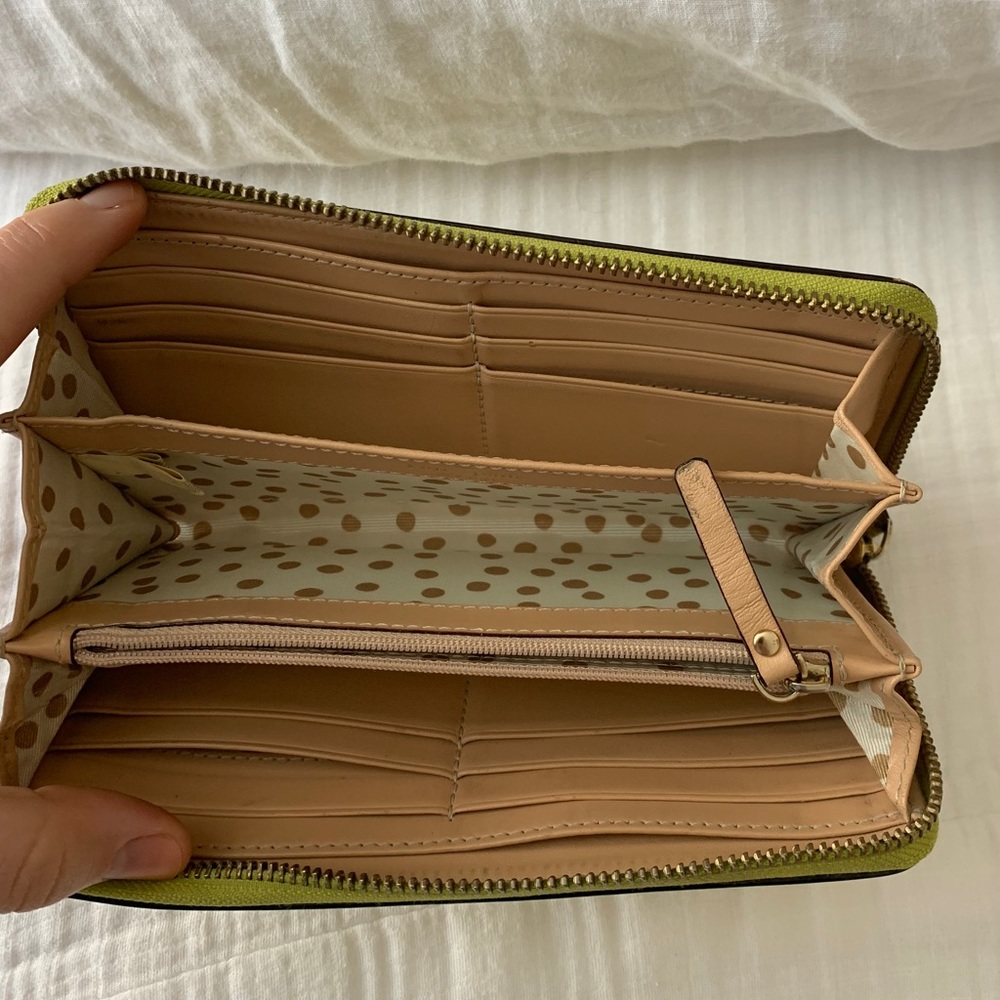 Kate Spade Wallet! - Picture 4 of 5